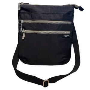 Baggallini Comrade 3-Zip Crossbody Messenger Bag Black Nylon Gray Silver Unisex